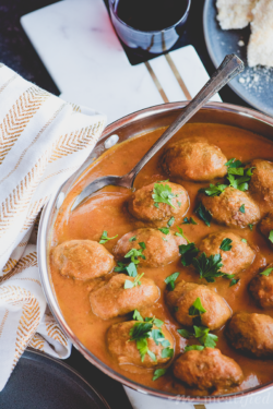 A nightshade free take on the classic soutzoukakia, these Baked Greek Meatballs from https://meatified.com are perfect for the weekend or general comfort food vibes.
