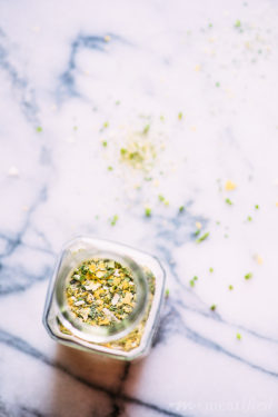 Whip up this AIP & dairy free Ranch Seasoning blend from http://meatified.com, then use it on ALL THE THINGS! All of the flavor, but none of the ick of those dodgy little packets...