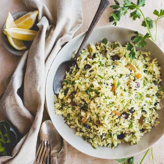 This Mediterranean inspired take on a grain-less Sweet Potato Rice Pilaf from https://meatified.com is a winner and infinitely adaptable! This take is light, bright and herbaceous, studded with briny olives & juicy raisins.