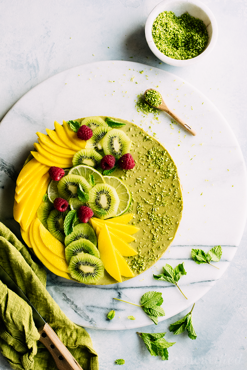 This no bake lime cheesecake from https://meatified.com is the perfect allergy friendly dessert, since it's grain, gluten, dairy & nut free. Make ahead & top with your favorite fruit!