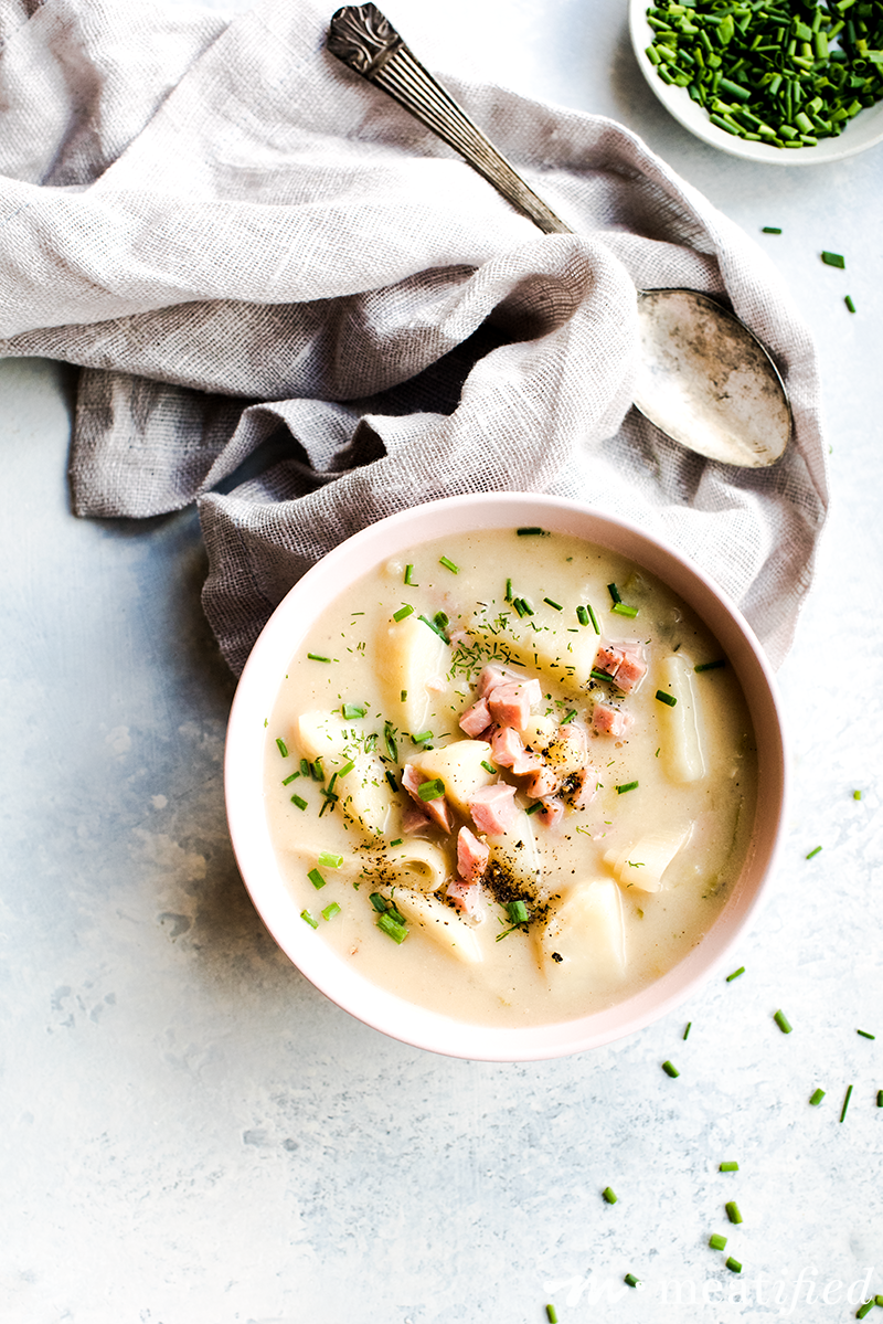 This healthy & hearty take on leek & potato soup skips the dairy & lets the flavors of the lightly roasted vegetables shine. Bonus: use up your holiday ham!